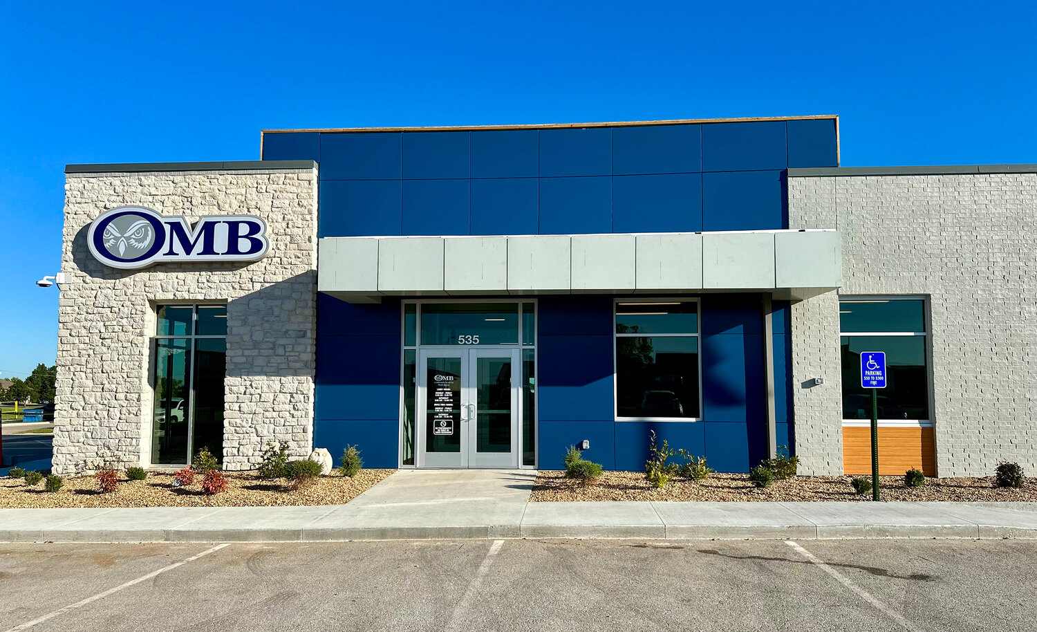 OMB Bank on Oct. 10 traded a 4-year-old modular banking facility in Carthage for a newly constructed full-service branch.